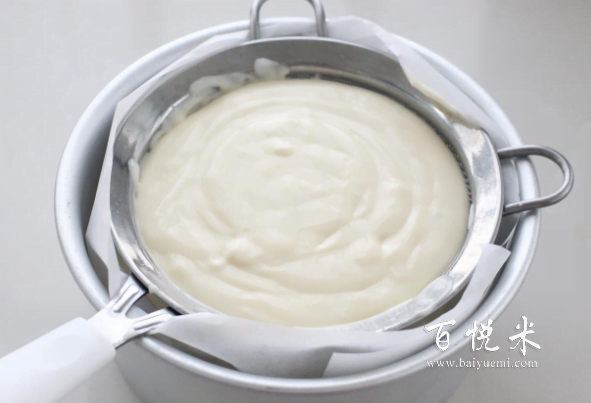 適合烘焙小白操作的蛋糕,無需打發(fā),細膩可口